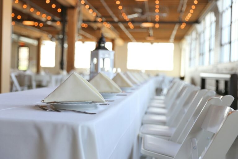 Ghidul pentru alegerea serviciilor de catering pentru evenimentele tale