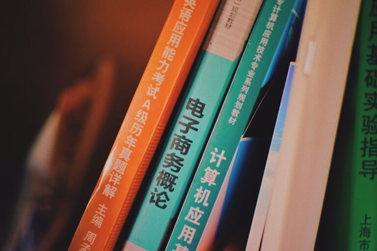 Cum să înveți despre economie și să aplici cunoștințele în viața ta