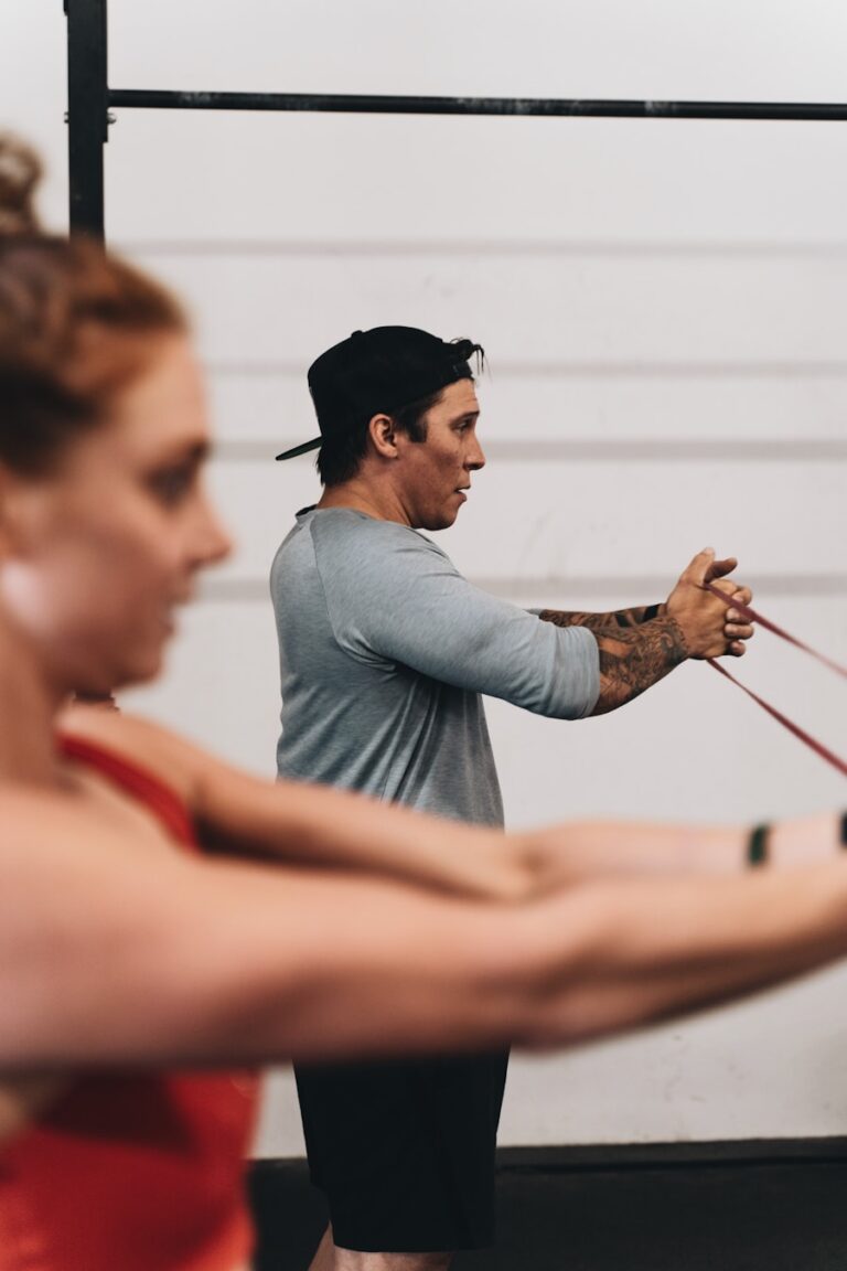 Cum să îți alegi antrenorul personal potrivit pentru obiectivele tale