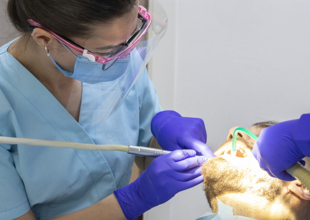 De ce stomatologia din România atrage pacienți din diaspora