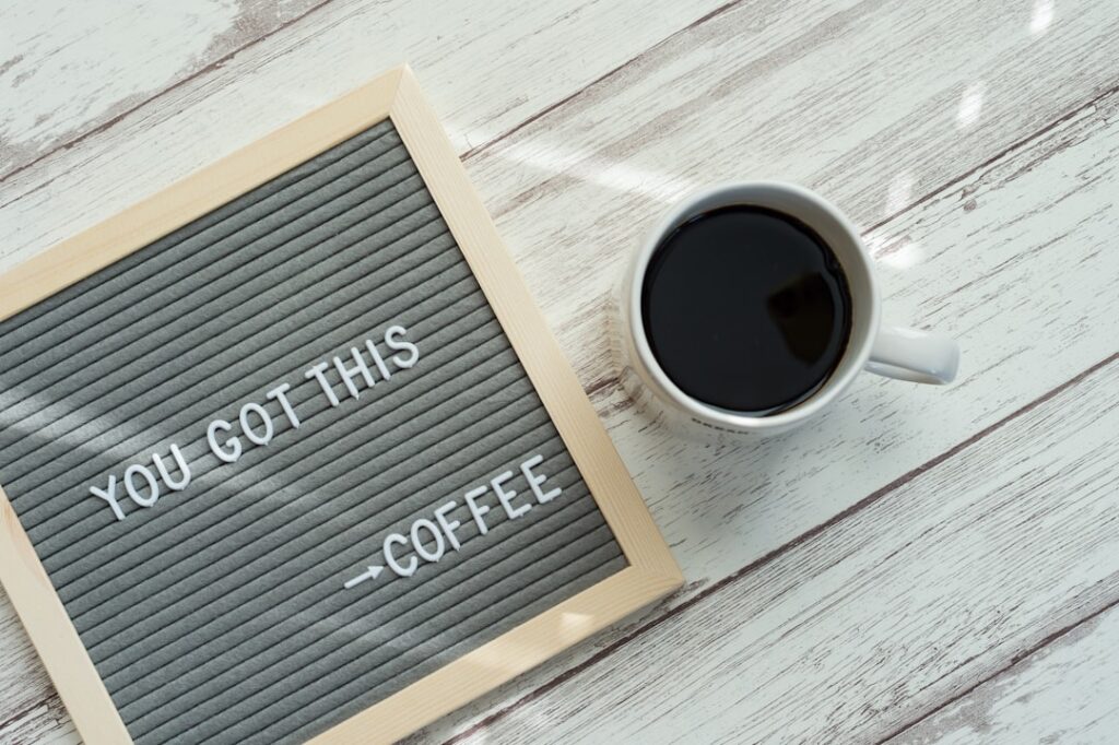 Ghidul cafelei perfecte: De la boabe la metode de preparare